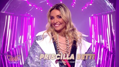 Mask Singer : Priscilla Betti, sous le costume de la taupe, finit &agrave; la seconde place